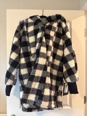 Jill Martin “The Best Lounger in the World” Button Front Sherpa Lounger - XS/S